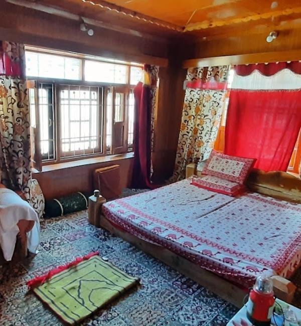 Gurez Retreat Hotel Kanzalwan Buitenkant foto